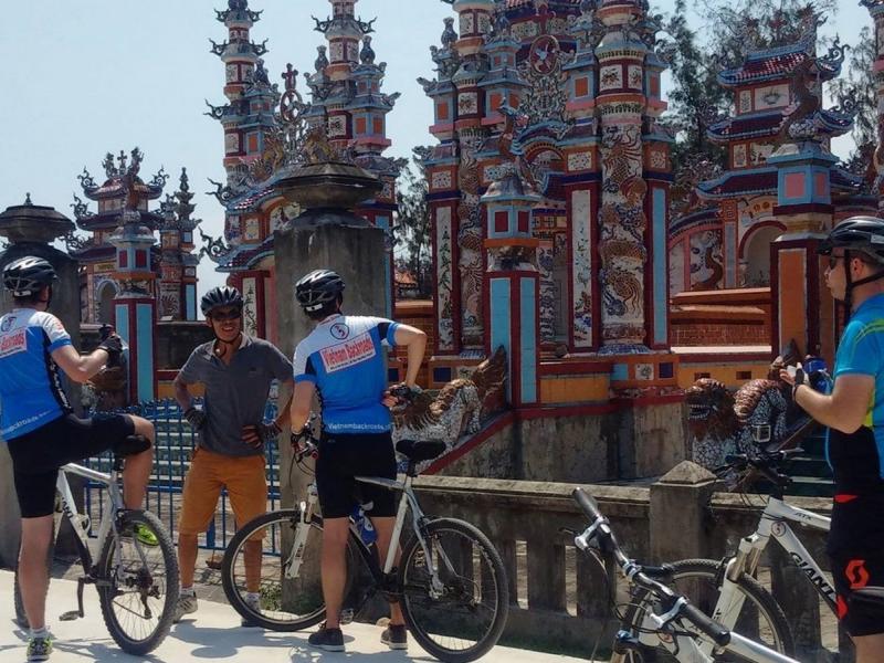 Cycling Hoian to Hue, challenge Hai Van Pass, explore lagoons of Hue